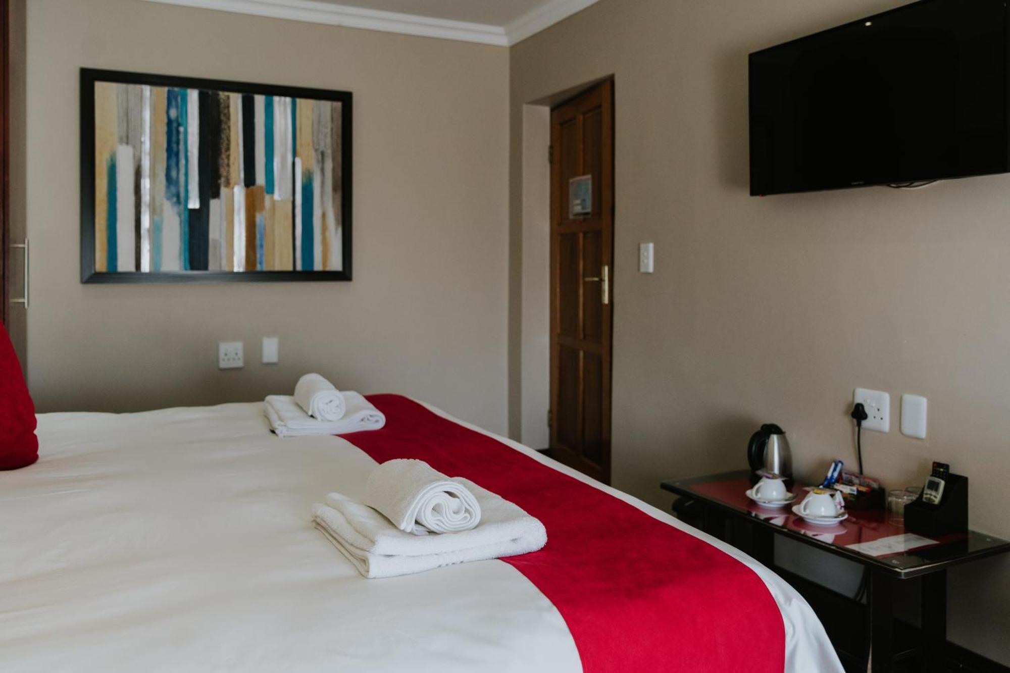 Le Grand Chateau Hotel Parys Zewnętrze zdjęcie