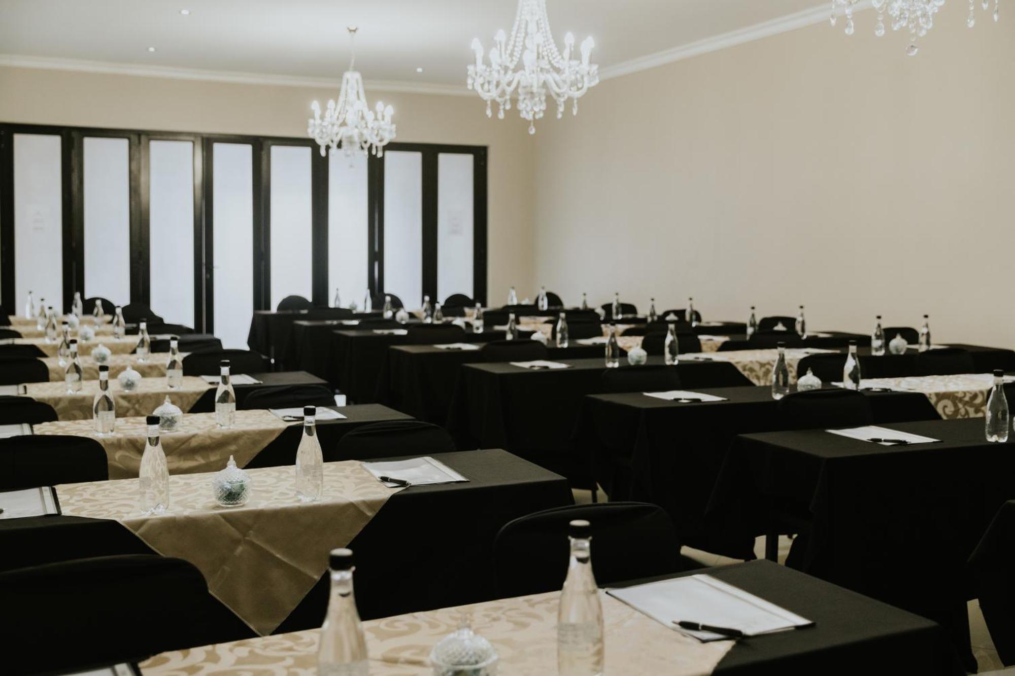 Le Grand Chateau Hotel Parys Zewnętrze zdjęcie