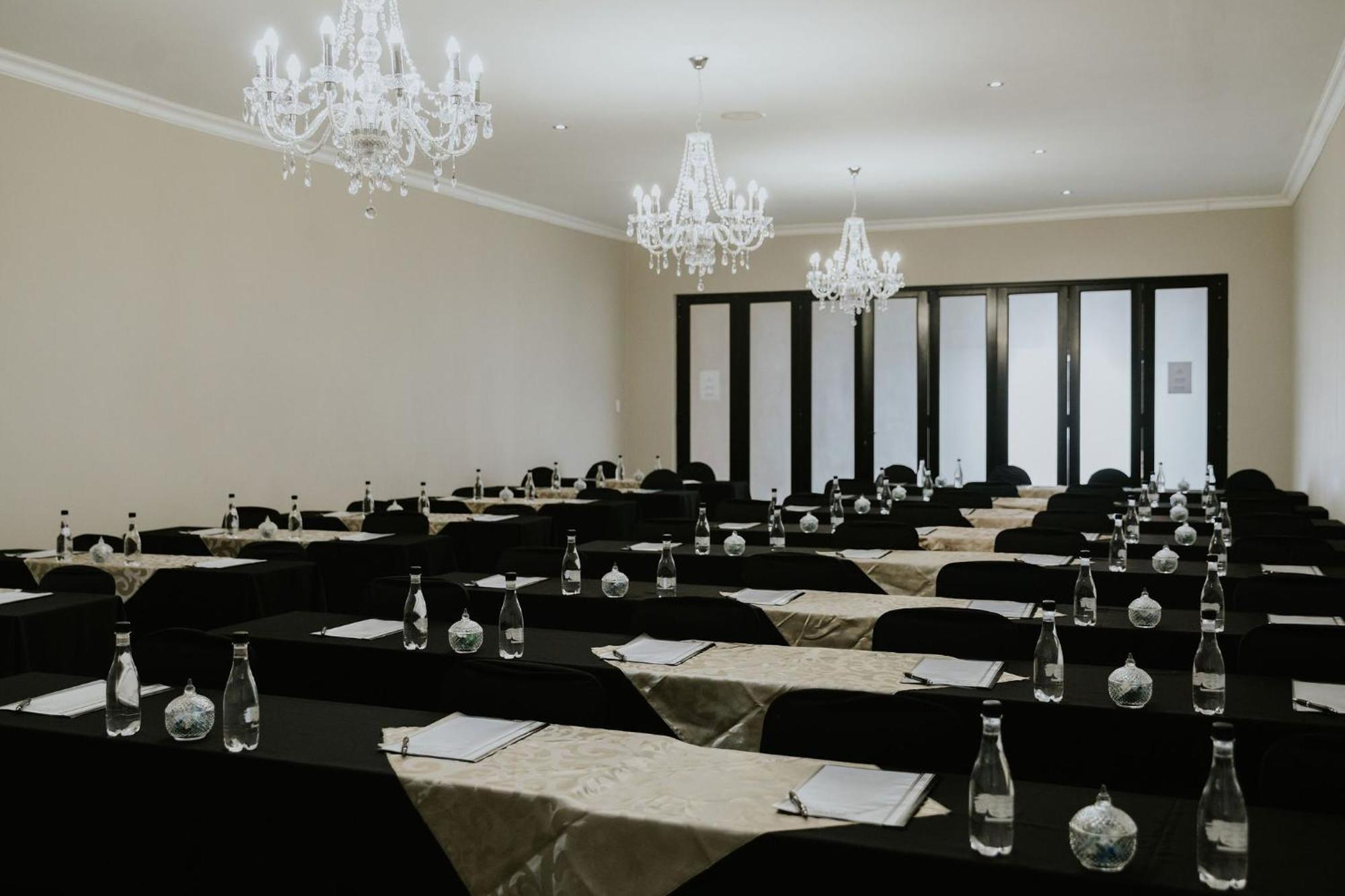 Le Grand Chateau Hotel Parys Zewnętrze zdjęcie